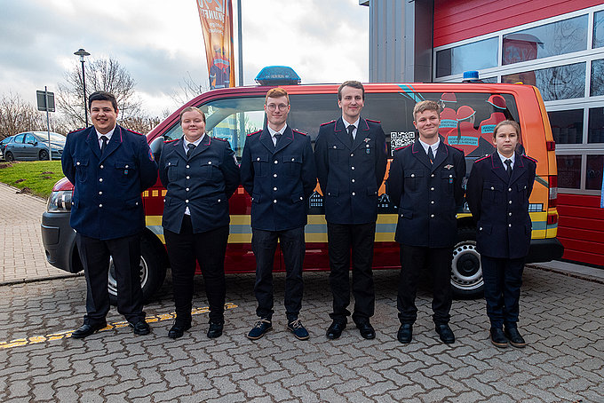 Der neu gewählte Vorstand der Jugendfeuerwehr Kappeln-Mehlby Der neu gewählte Vorstand der Jugendfeuerwehr Kappeln-Mehlby